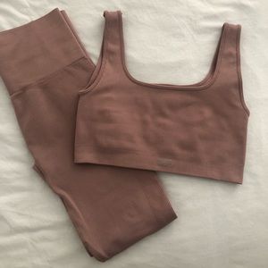 NWOT Set Active Bloom Set